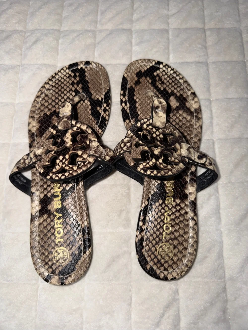 Tory Burch Snake-Print Logo Thong Sandals - Brown/Tan/Black